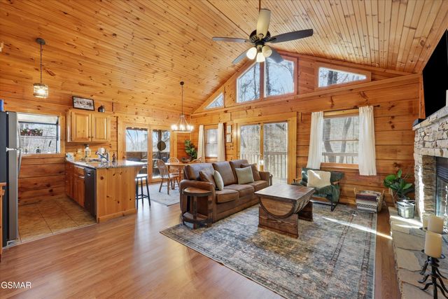 1639 Ridgecrest Drive, Sevierville, TN 37876