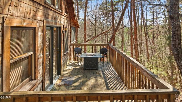 1639 Ridgecrest Drive, Sevierville, TN 37876