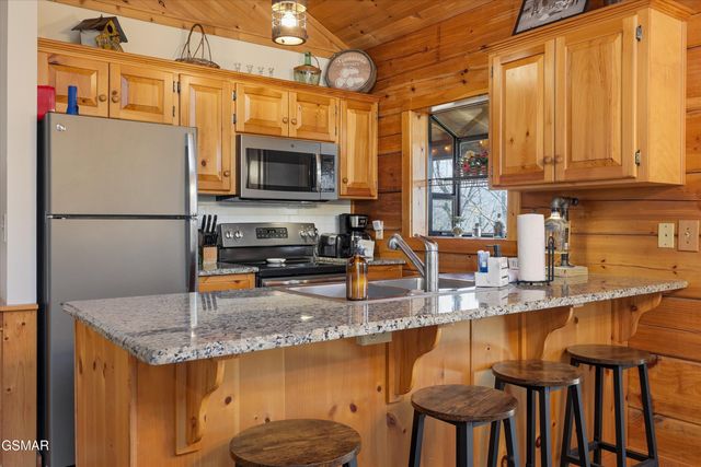 1639 Ridgecrest Drive, Sevierville, TN 37876