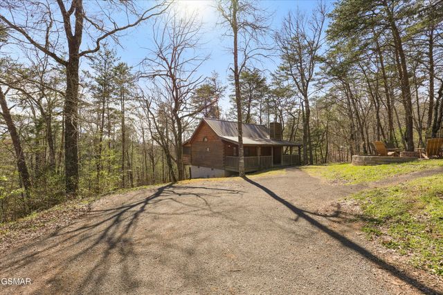 1639 Ridgecrest Drive, Sevierville, TN 37876