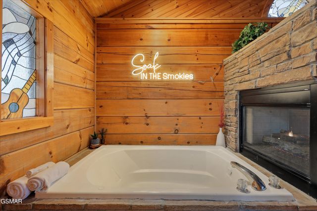 1639 Ridgecrest Drive, Sevierville, TN 37876