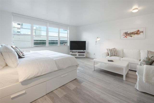 100 Lincoln Rd 439, Miami Beach, FL 33139