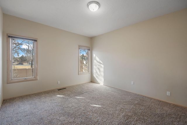 5800 Tinnin Road NW, Los Ranchos, NM 87107