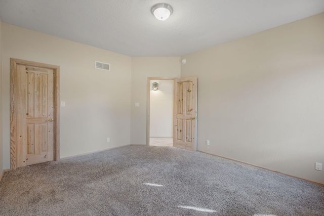 5800 Tinnin Road NW, Los Ranchos, NM 87107