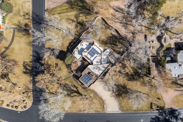 5800 Tinnin Road NW, Los Ranchos, NM 87107