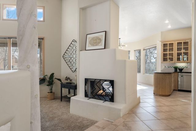 5800 Tinnin Road NW, Los Ranchos, NM 87107