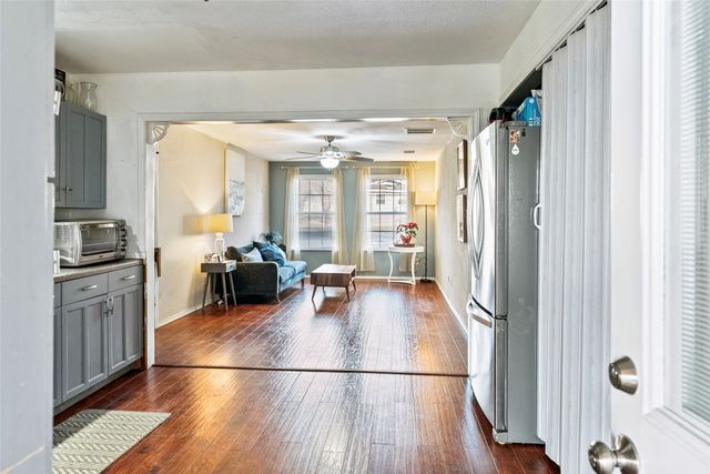 410 N Texas Street, Celina, TX 75009