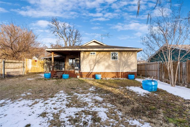 410 N Texas Street, Celina, TX 75009