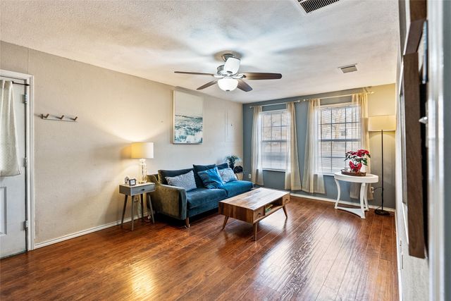 410 N Texas Street, Celina, TX 75009