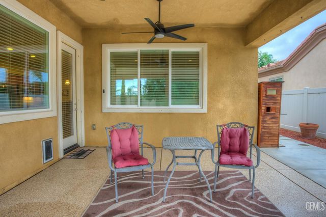 5900 River Birch Drive, Bakersfield, CA 93306