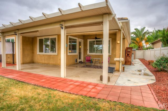 5900 River Birch Drive, Bakersfield, CA 93306