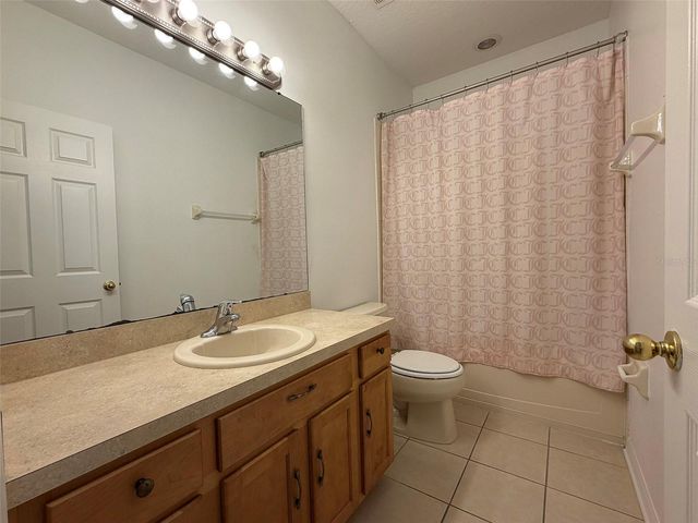 4530 AMBERLY OAKS COURT, Tampa, FL 33614