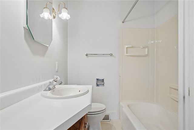 1024 18th Street, Marion, IA 52302