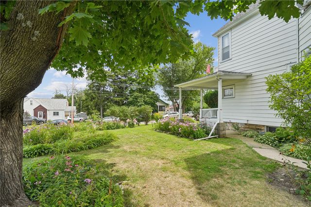 1024 18th Street, Marion, IA 52302
