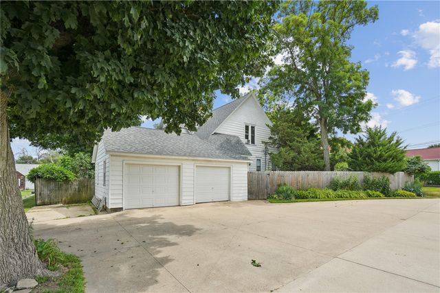 1024 18th Street, Marion, IA 52302