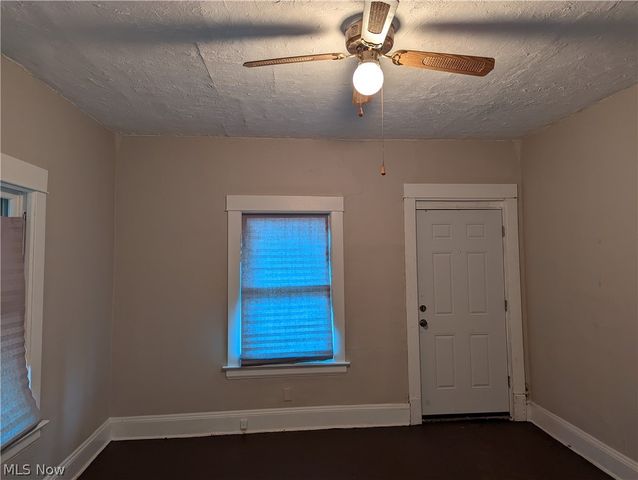 19314 Cherokee Avenue 1, Cleveland, OH 44119