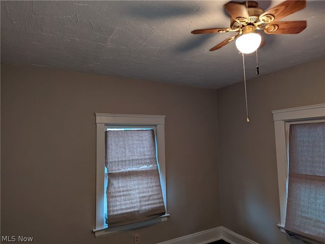 19314 Cherokee Avenue 1, Cleveland, OH 44119
