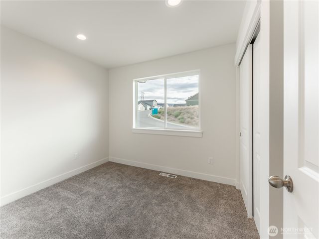 2340 2nd Street SE, East Wenatchee, WA 98802