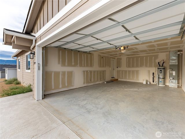 2340 2nd Street SE, East Wenatchee, WA 98802