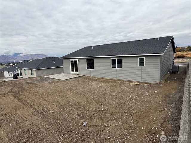 2340 2nd Street SE, East Wenatchee, WA 98802