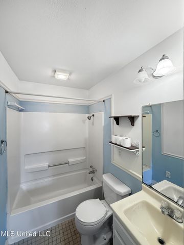 4220 Nancy Street, Pearl, MS 39208