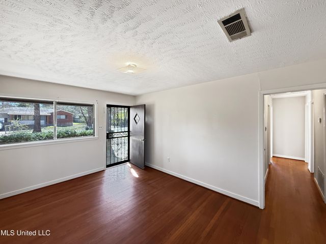 4220 Nancy Street, Pearl, MS 39208