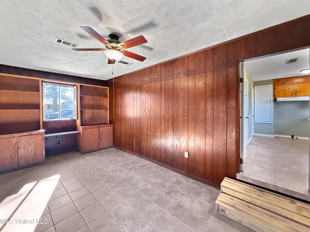 4220 Nancy Street, Pearl, MS 39208