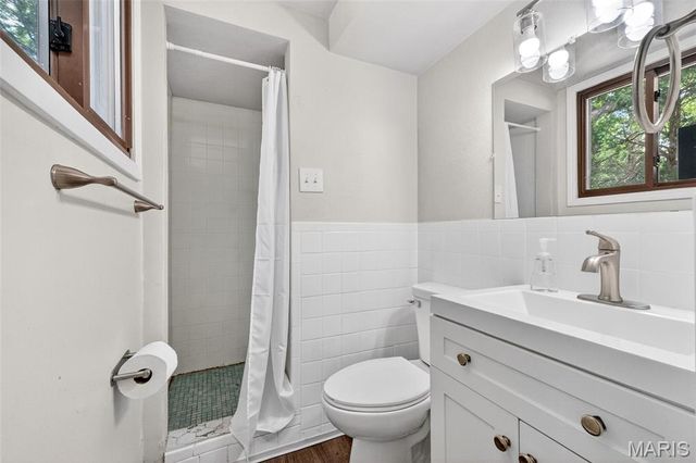 11819 Foxwood Drive, Maryland Heights, MO 63043