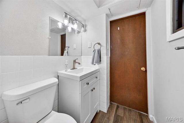 11819 Foxwood Drive, Maryland Heights, MO 63043