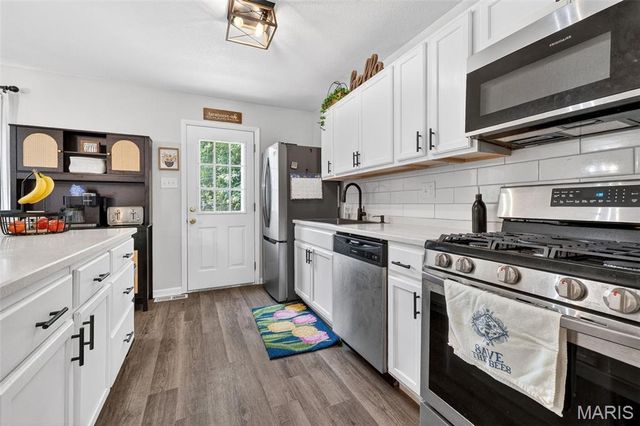 11819 Foxwood Drive, Maryland Heights, MO 63043