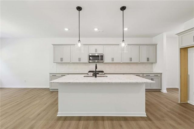 127 Gresham Court, Dawsonville, GA 30534