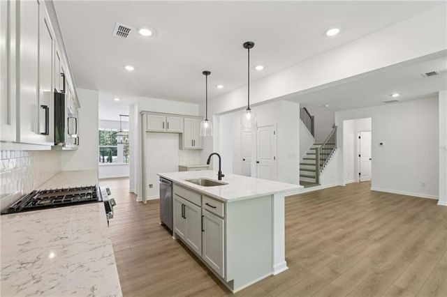 127 Gresham Court, Dawsonville, GA 30534