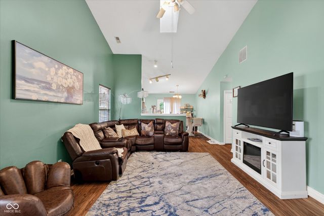 3815 Nuthatcher Drive, Indianapolis, IN 46228