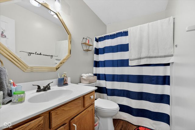 3815 Nuthatcher Drive, Indianapolis, IN 46228