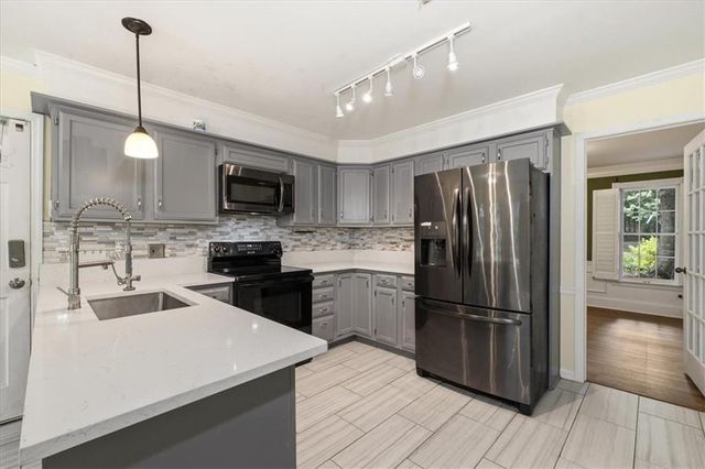4903 Thornwood Knoll NW, Acworth, GA 30102