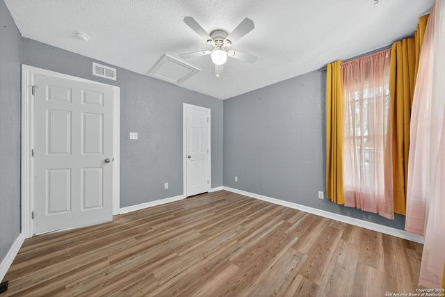 139 Timberlane Dr, San Antonio, TX 78209