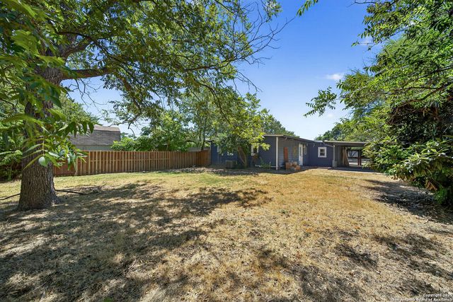 139 Timberlane Dr, San Antonio, TX 78209