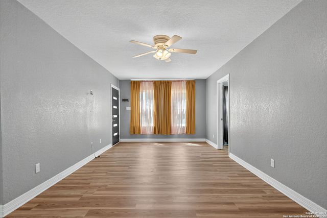 139 Timberlane Dr, San Antonio, TX 78209