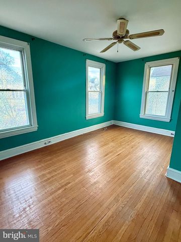 136 MAPLE TER, Merchantville, NJ 08109