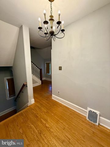 136 MAPLE TER, Merchantville, NJ 08109