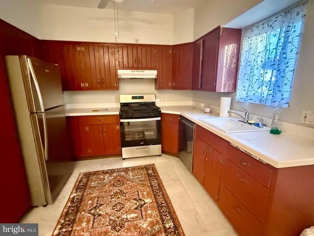 136 MAPLE TER, Merchantville, NJ 08109