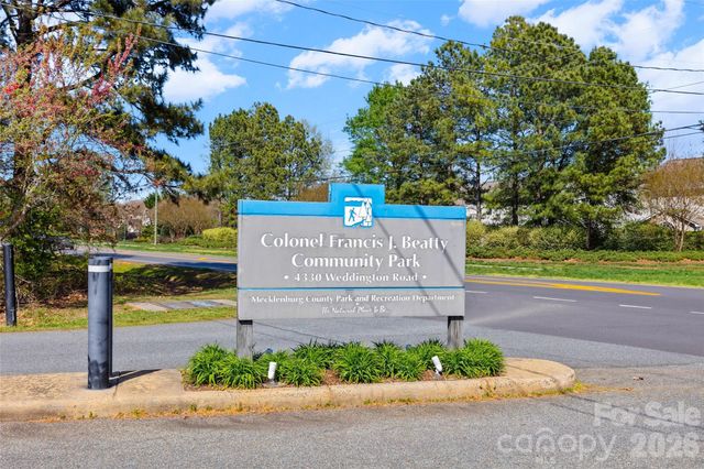 4620 Sagewood Park Road, Matthews, NC 28105