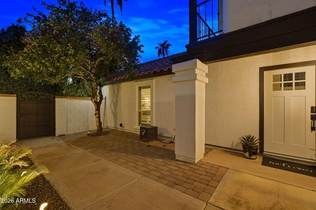 15233 N 51ST Street, Scottsdale, AZ 85254