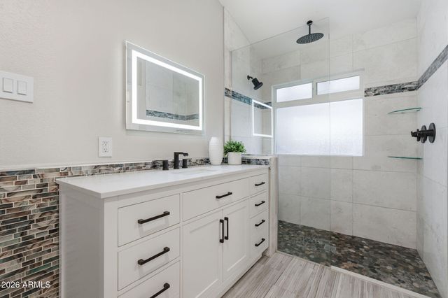 15233 N 51ST Street, Scottsdale, AZ 85254