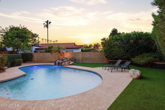 15233 N 51ST Street, Scottsdale, AZ 85254
