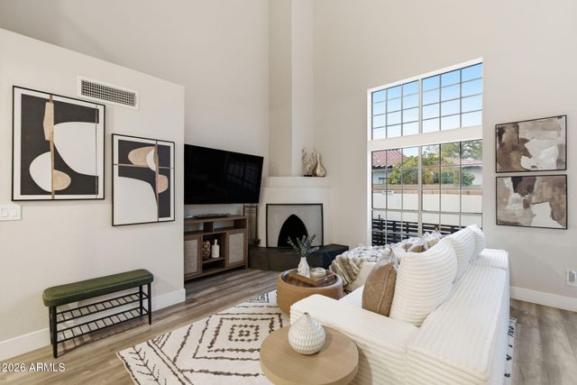 15233 N 51ST Street, Scottsdale, AZ 85254