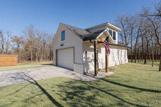 8200 Red Feather, Arcadia, OK 73007