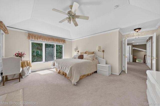 27261 Apple Tree Lane, Franklin Village, MI 48025