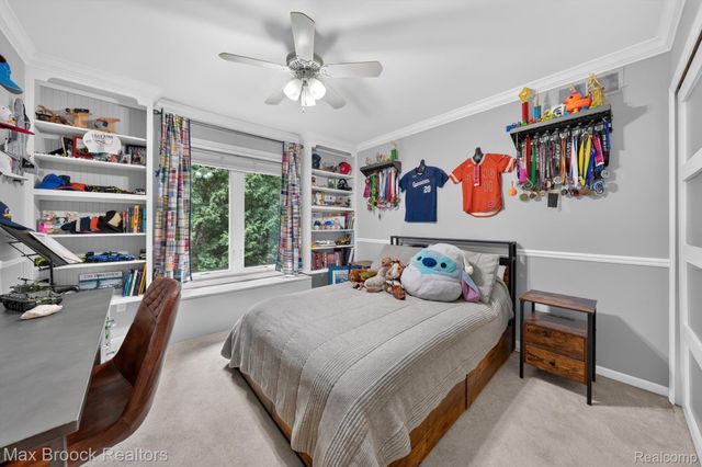 27261 Apple Tree Lane, Franklin Village, MI 48025