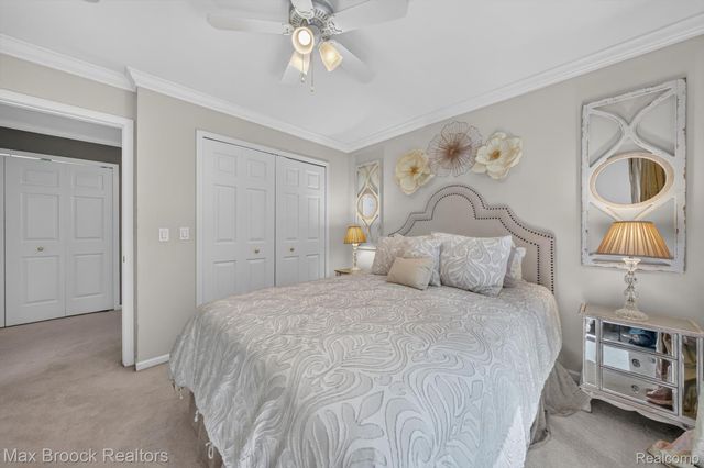 27261 Apple Tree Lane, Franklin Village, MI 48025